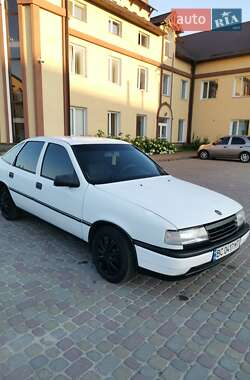 Ліфтбек Opel Vectra 1989 в Тернополі