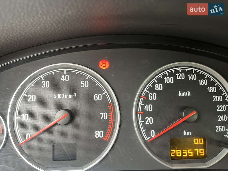 Лифтбек Opel Vectra 2008 в Киеве