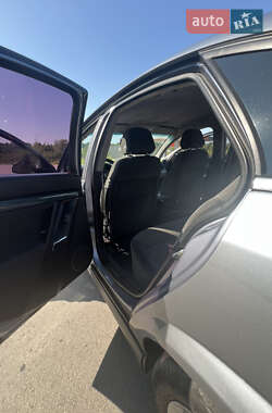Лифтбек Opel Vectra 2004 в 