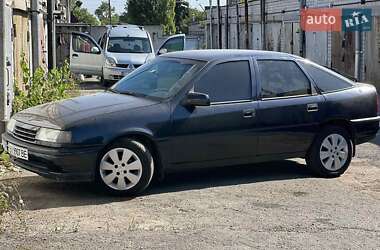 Лифтбек Opel Vectra 1990 в Кременчуге