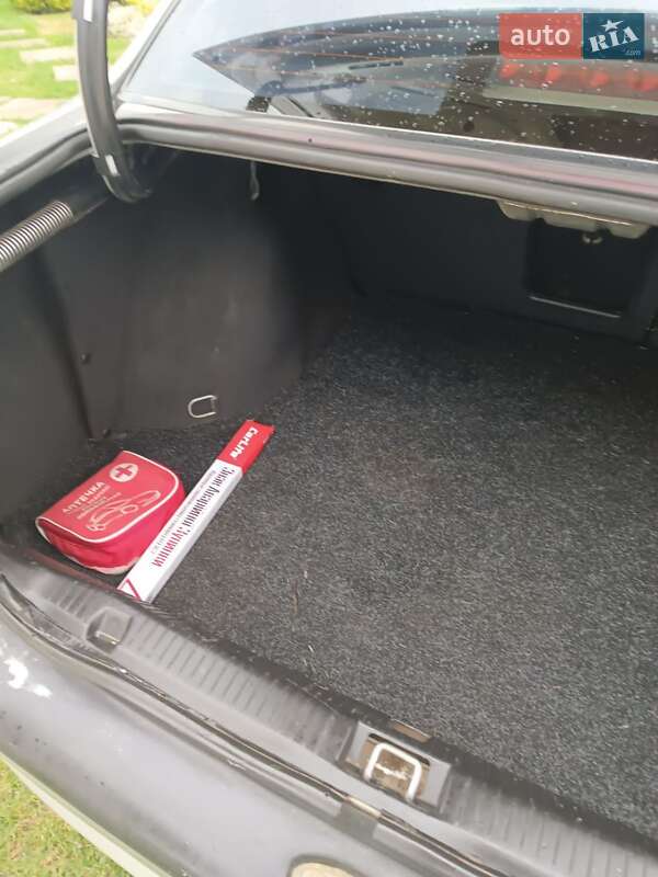 Седан Opel Vectra 1998 в Рогатине