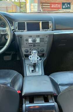 Седан Opel Vectra 2006 в Казатине