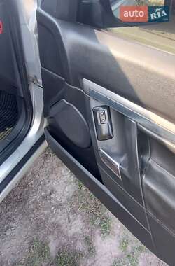 Седан Opel Vectra 2006 в Казатине