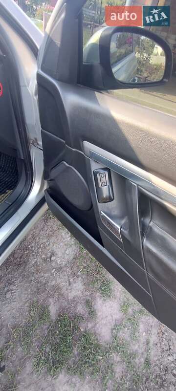 Седан Opel Vectra 2006 в Казатине