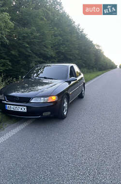 Седан Opel Vectra 1996 в Ямполі