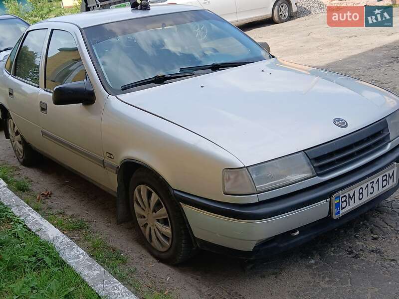 Седан Opel Vectra 1989 в Яворове фото 3 Седан Opel Vectra 1989 в Яворове