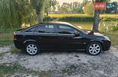 Лифтбек Opel Vectra 2005 в 