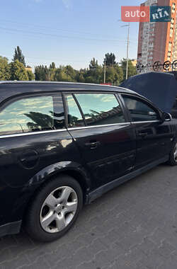 Универсал Opel Vectra 2005 в 