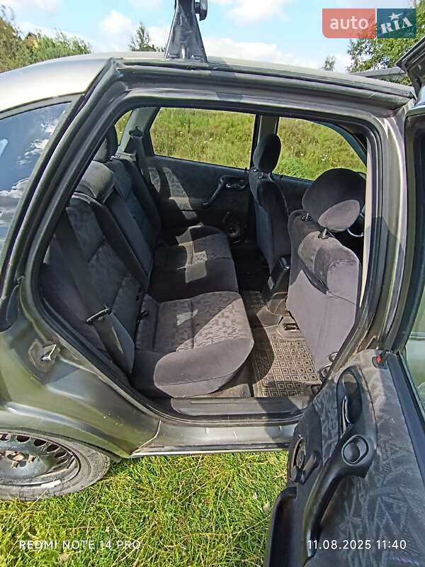 Седан Opel Vectra 1998 в Сокалі