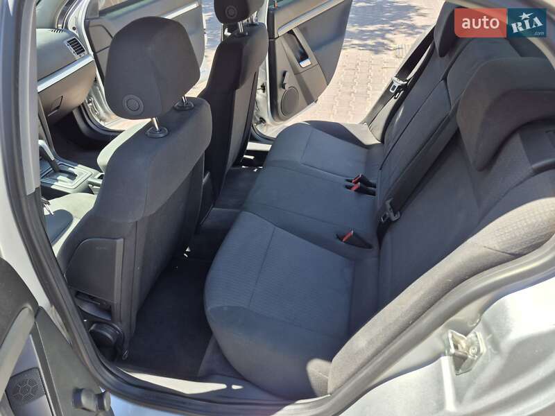 Седан Opel Vectra 2007 в Одессе