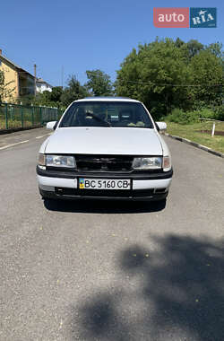 Седан Opel Vectra 1993 в Моршині