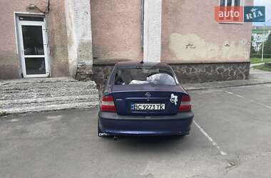 Седан Opel Vectra 1996 в Долине