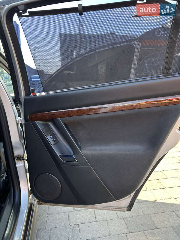 Седан Opel Vectra 2003 в Львове