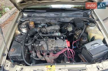 Седан Opel Vectra 1989 в Киеве