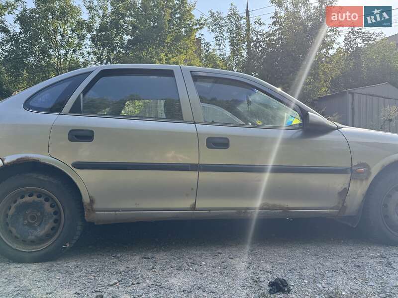 Седан Opel Vectra 1996 в Виннице
