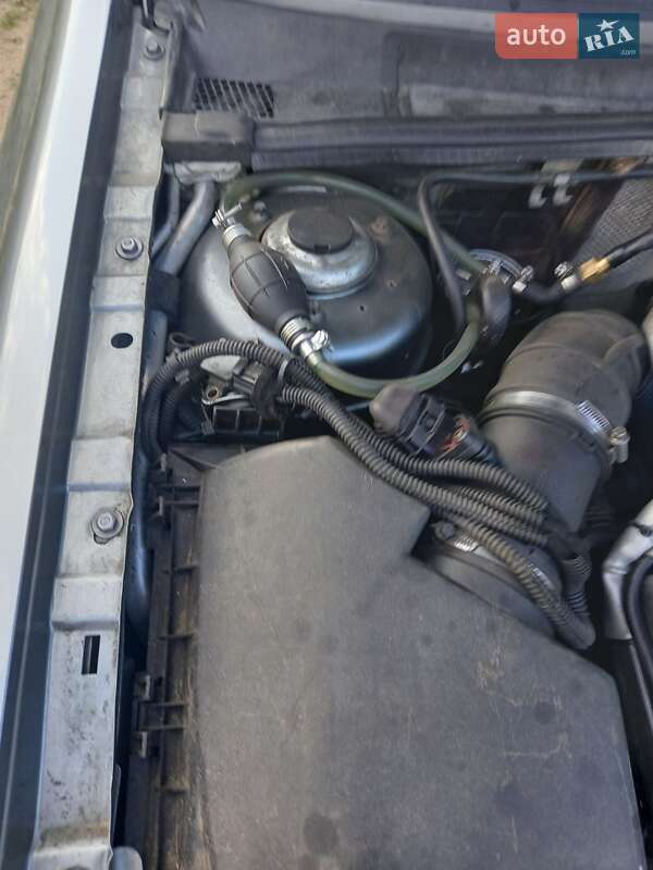 Универсал Opel Vectra 2004 в Черновцах