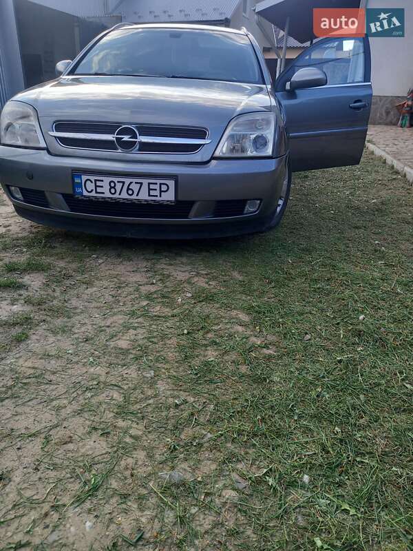 Универсал Opel Vectra 2004 в Черновцах