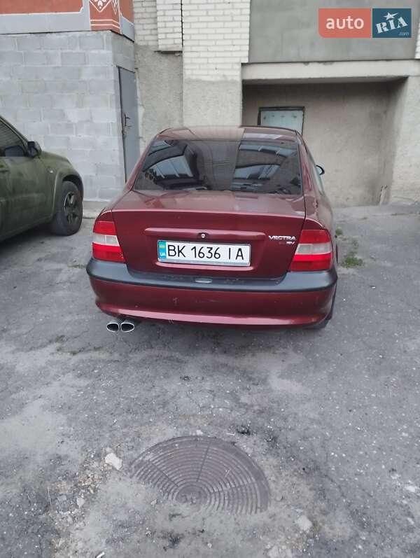 Седан Opel Vectra 1998 в Дубно