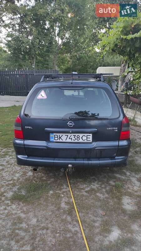 Универсал Opel Vectra 2000 в Сарнах