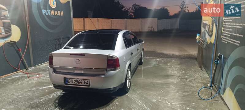 Седан Opel Vectra 2003 в Одесі