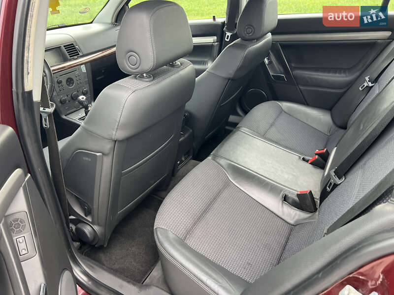 Седан Opel Vectra 2002 в Житомире фото 7 Седан Opel Vectra 2002 в Житомире