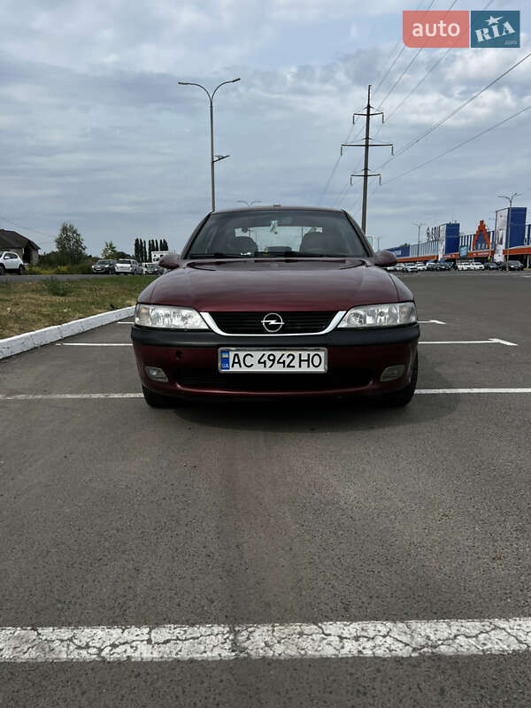Седан Opel Vectra 1998 в 