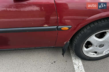 Седан Opel Vectra 1998 в 