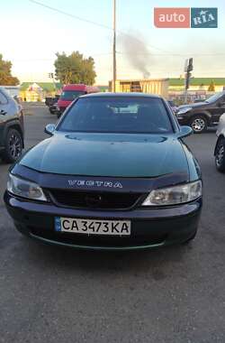 Лифтбек Opel Vectra 1996 в Черкассах