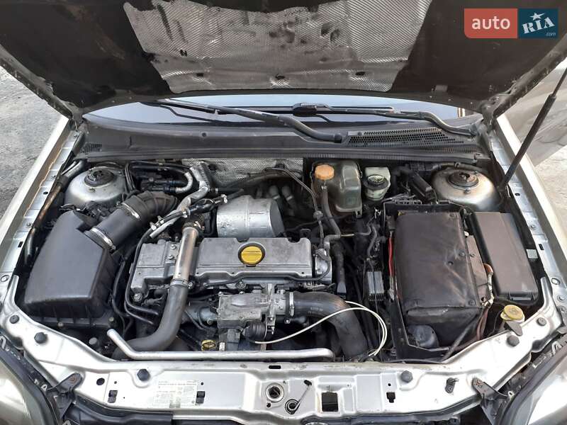 Лифтбек Opel Vectra 2003 в Лубнах фото 11 Лифтбек Opel Vectra 2003 в Лубнах