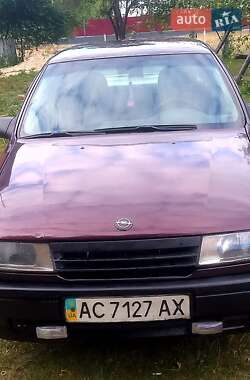 Седан Opel Vectra 1991 в Луцке