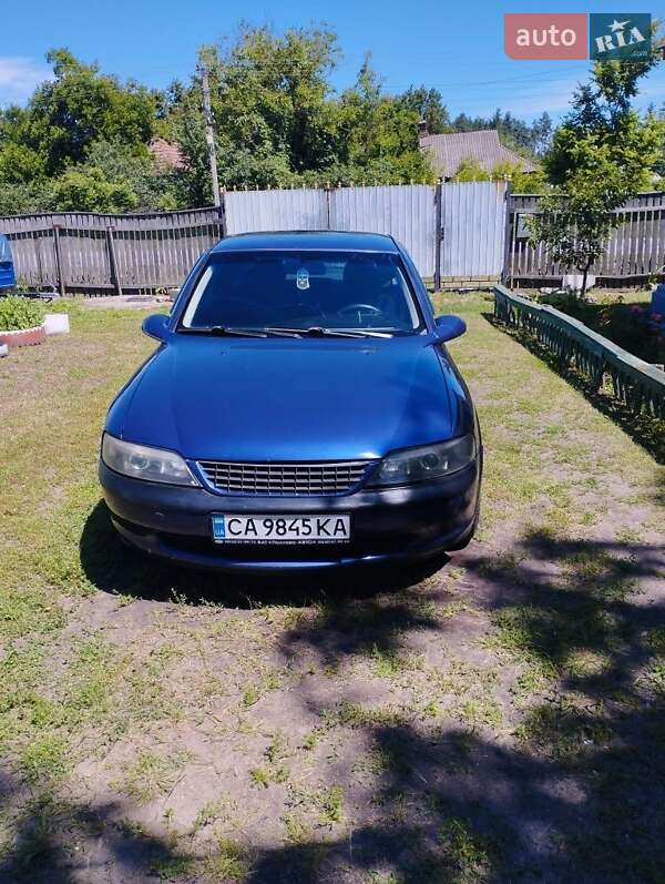 Седан Opel Vectra 1996 в 