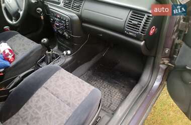 Лифтбек Opel Vectra 1997 в 