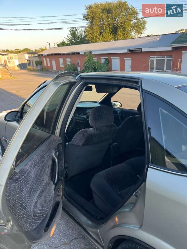 Седан Opel Vectra 1997 в Жмеринке