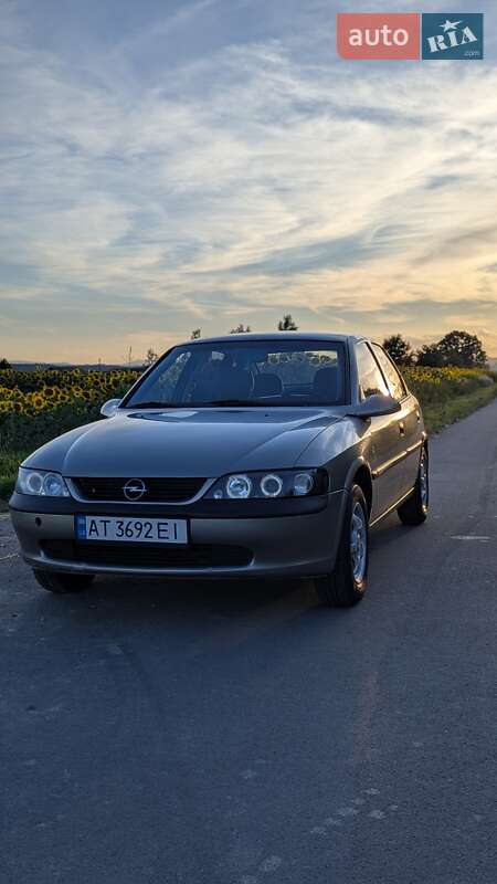 Седан Opel Vectra 1997 в Коломые