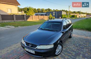 Універсал Opel Vectra 1998 в Луцьку