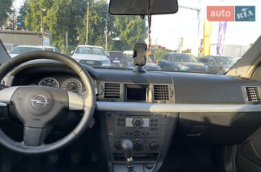 Універсал Opel Vectra 2005 в 