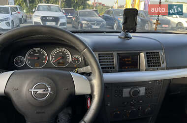 Універсал Opel Vectra 2005 в 