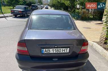 Седан Opel Vectra 1996 в 