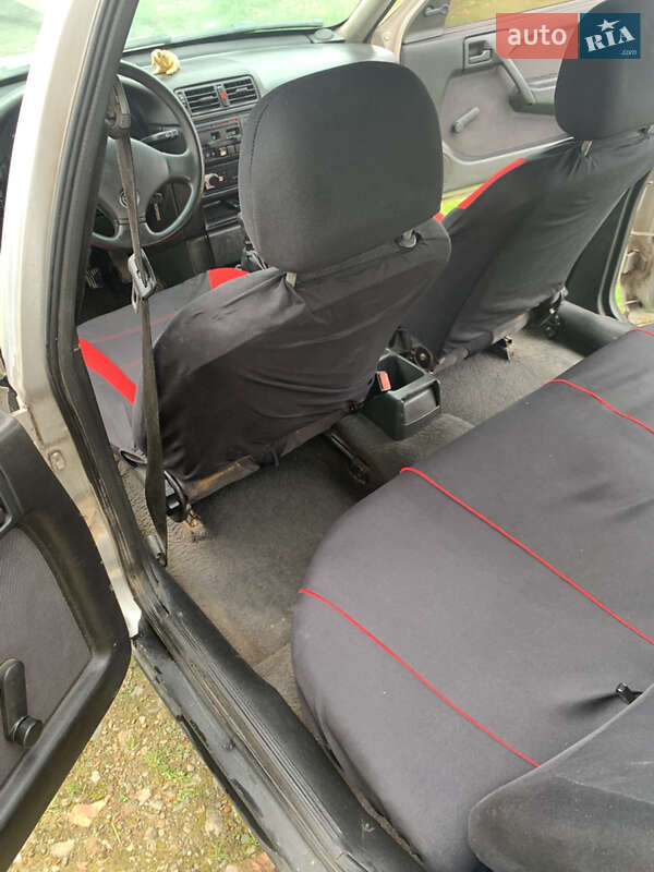 Седан Opel Vectra 1990 в Дрогобичі