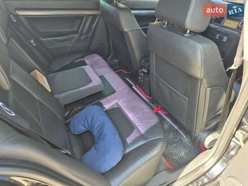 Седан Opel Vectra 2007 в Дніпрі