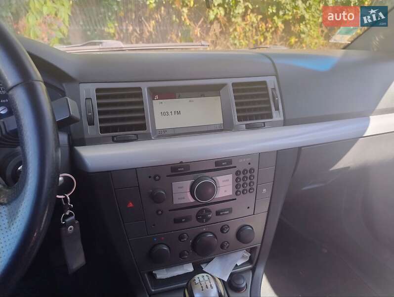 Лифтбек Opel Vectra 2005 в Борисполе