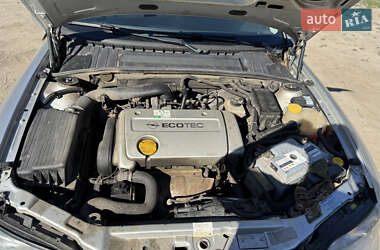 Седан Opel Vectra 2001 в 