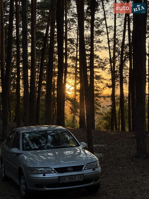 Седан Opel Vectra 2001 в Киеве фото 17 Седан Opel Vectra 2001 в Киеве