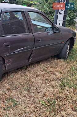 Седан Opel Vectra 1997 в 