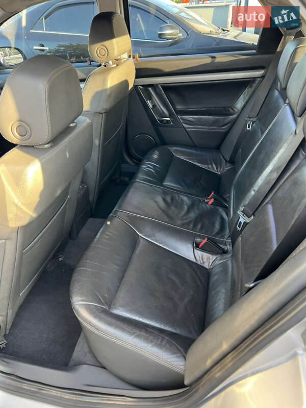 Лифтбек Opel Vectra 2006 в Виннице