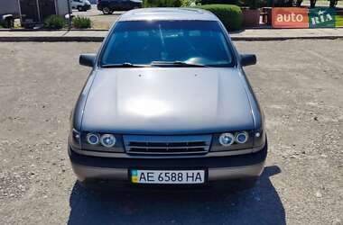 Лифтбек Opel Vectra 1989 в Новомосковске