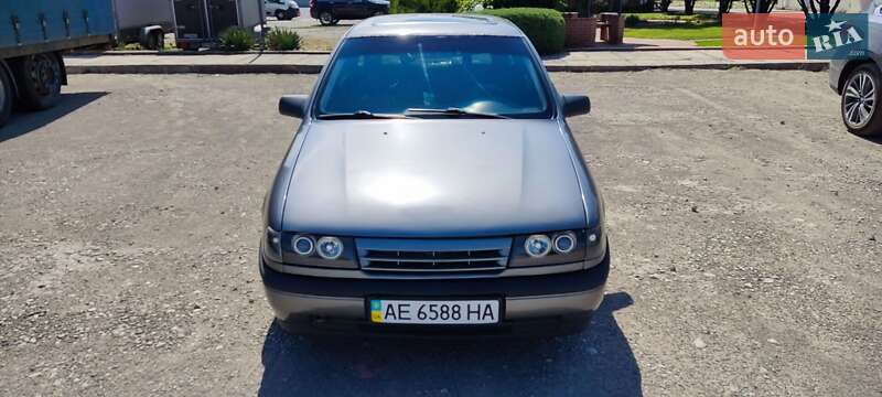 Opel Vectra 1989