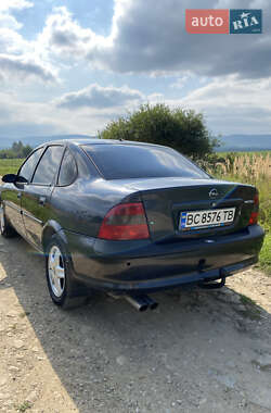 Седан Opel Vectra 1996 в Дрогобыче