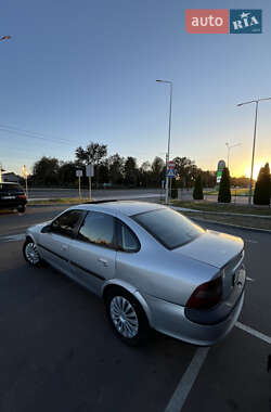 Седан Opel Vectra 1998 в 