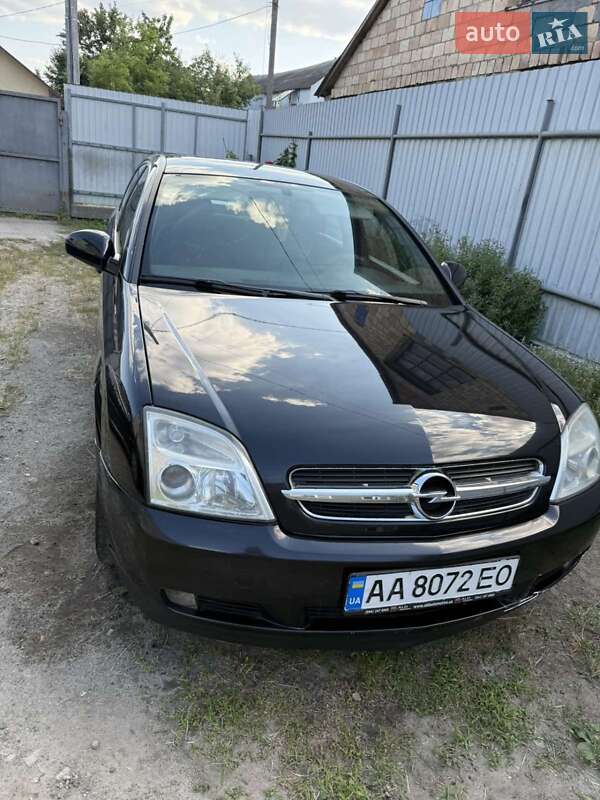 Седан Opel Vectra 2005 в Киеве